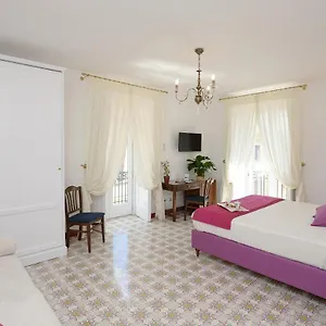 Residenza Luce אמאלפי